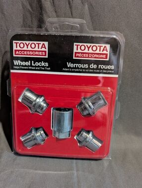 Toyota Wheel Locks 00900 Nickel Chrome Plated Toyota Accessory